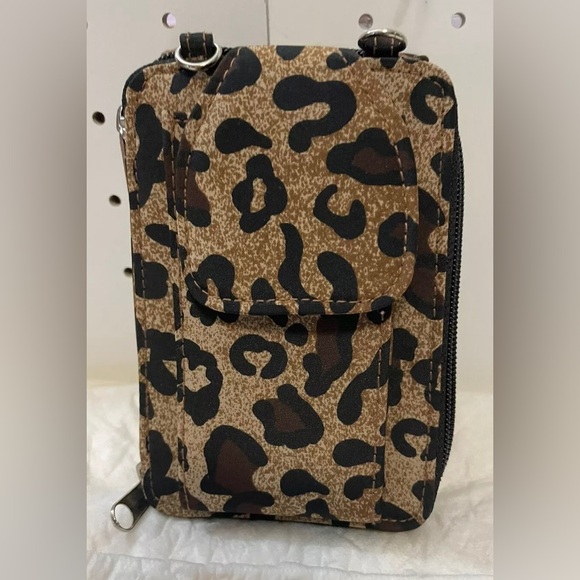 Simply Go Leopard Combo Cell Phone Wallet or Crossbody Case Bag EUC - Picture 1 of 4